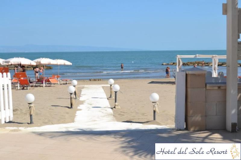 Hotel Del Sole Margherita Di Savoia Exterior photo